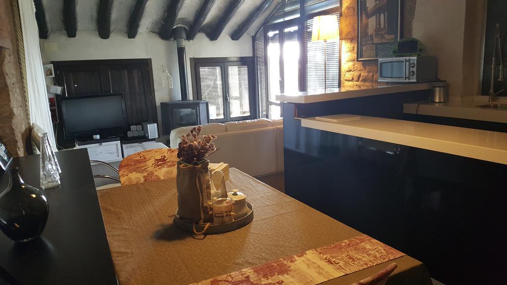 Carmen De Arnas Hotel Colungo Buitenkant foto